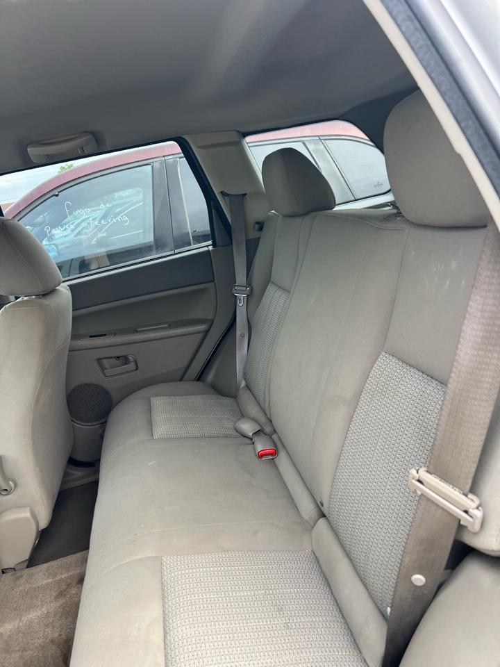 Jeep Grand Cherokee Laredo 2WD 2007