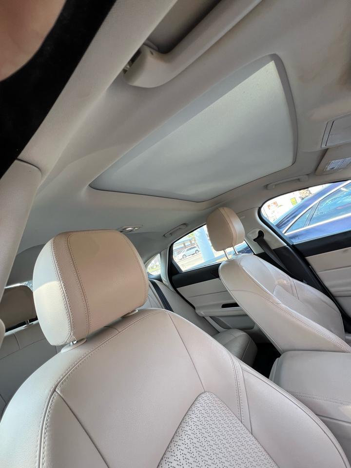 Jaguar XF-Series 20d Prestige 2017