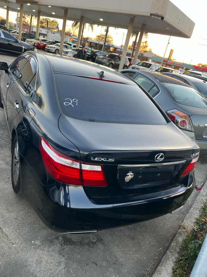 Lexus LS 460 Luxury Sedan 2007