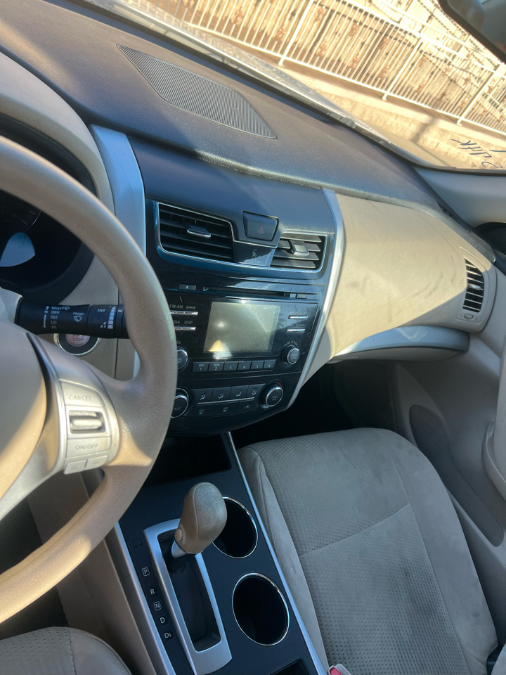 Nissan Altima 2.5 SV 2015