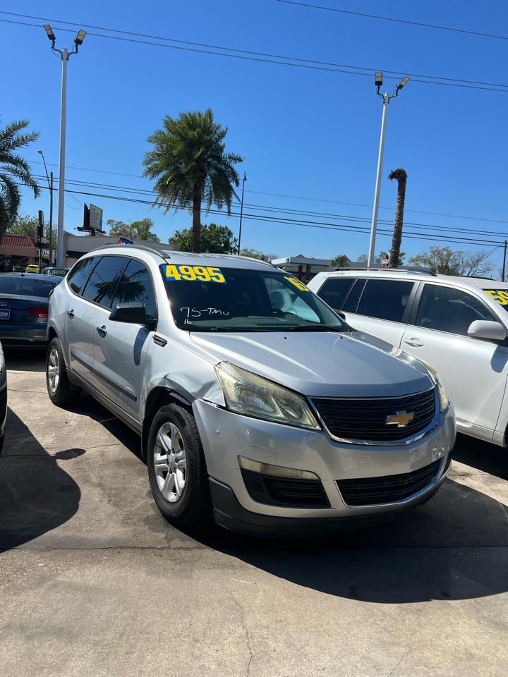 Chevrolet Traverse LS FWD w/PDC 2016