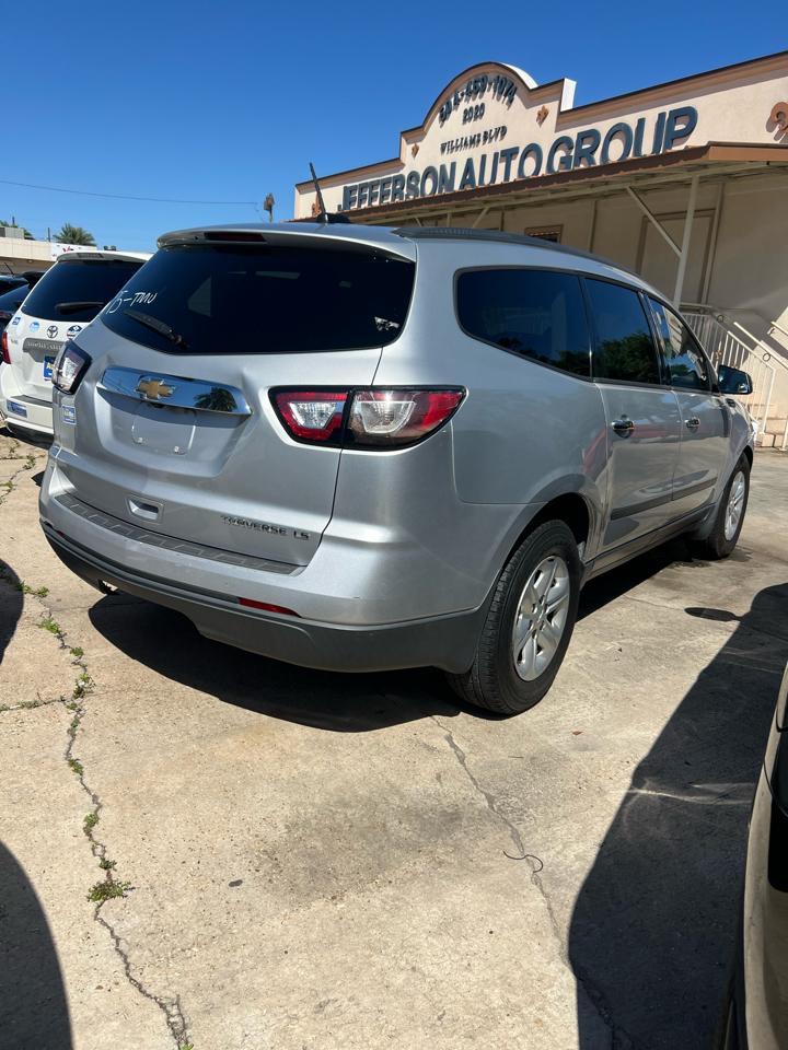 Chevrolet Traverse LS FWD w/PDC 2016