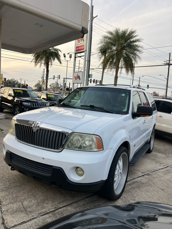 Lincoln Navigator Luxury 2WD 2003