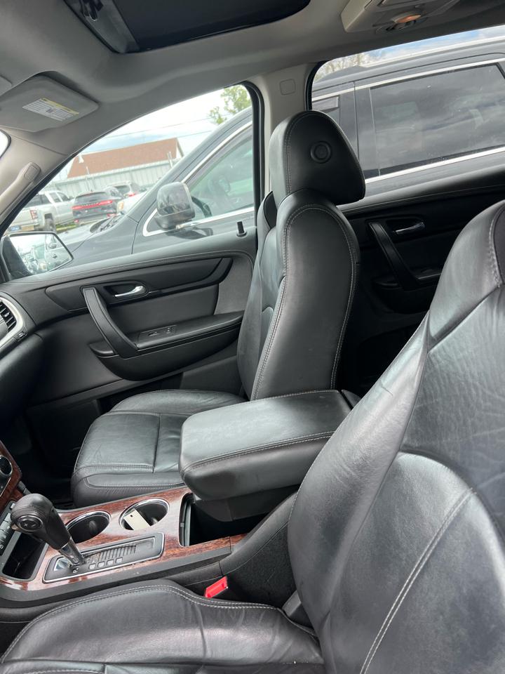 Chevrolet Traverse 2LT FWD 2014