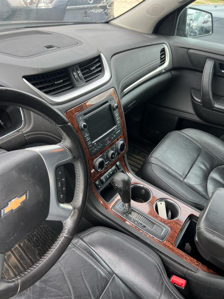 Chevrolet Traverse 2LT FWD 2014
