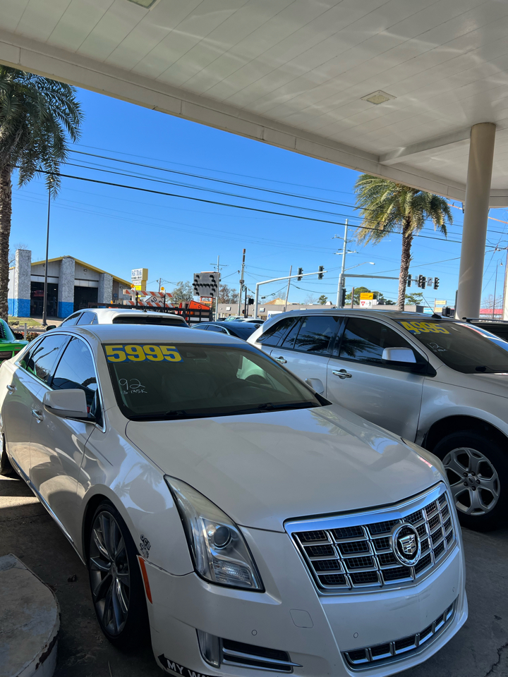 Cadillac XTS Luxury 2013