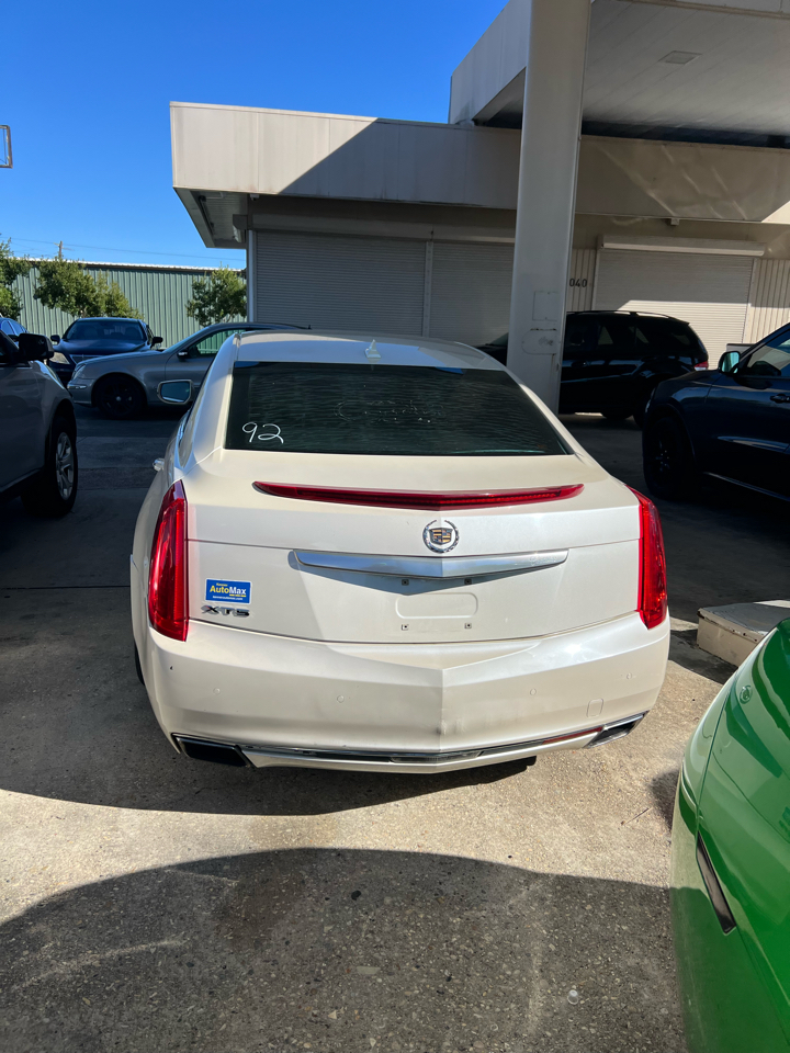 Cadillac XTS Luxury 2013