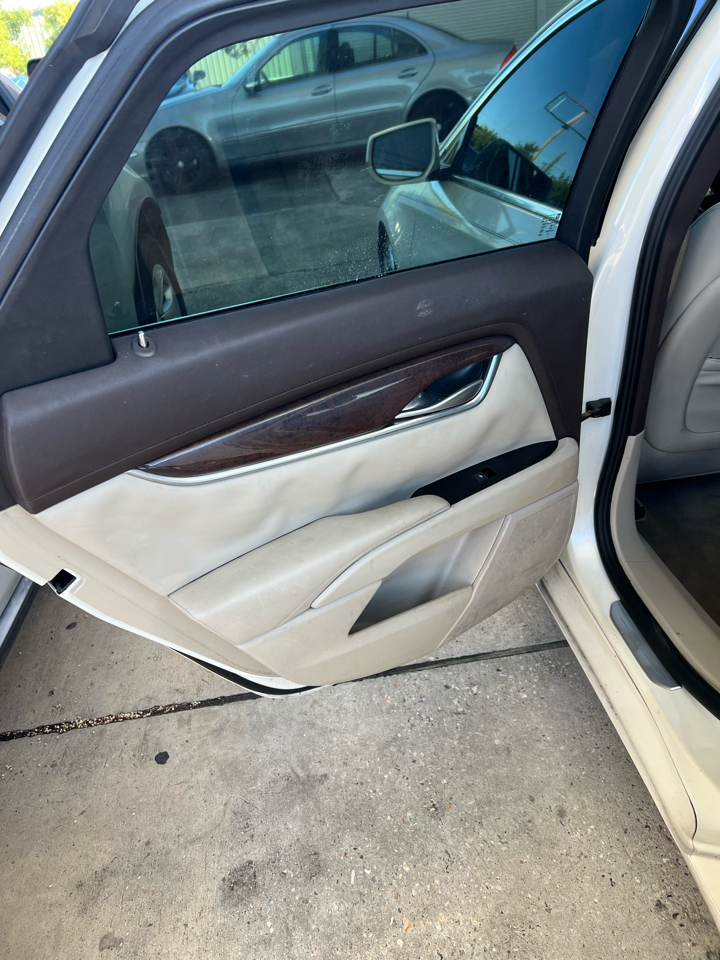 Cadillac XTS Luxury 2013