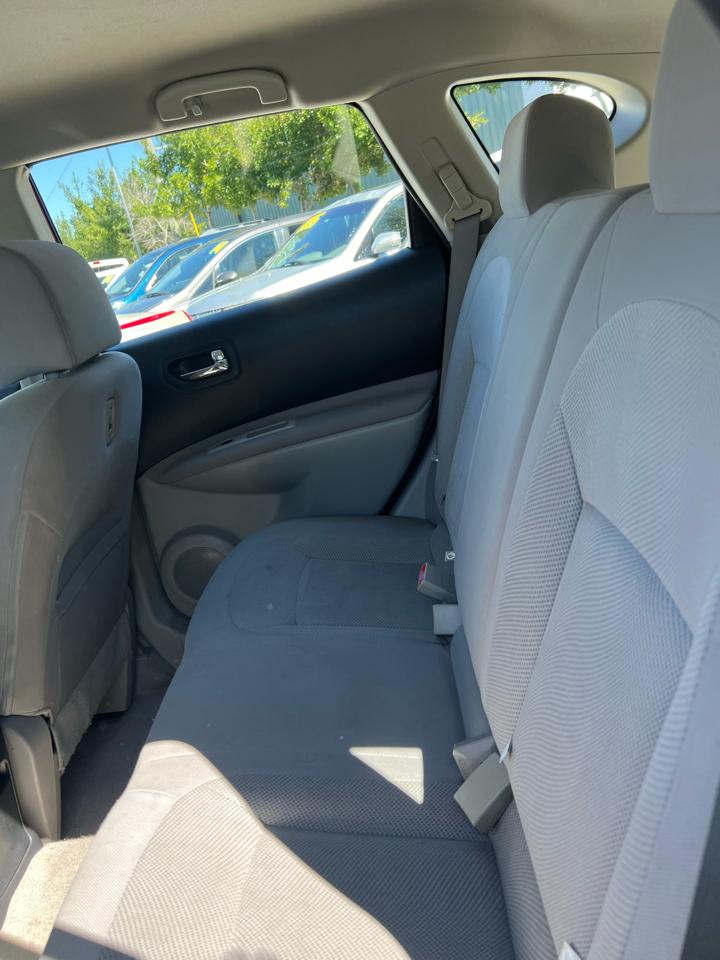 Nissan Rogue Select S 2WD 2014