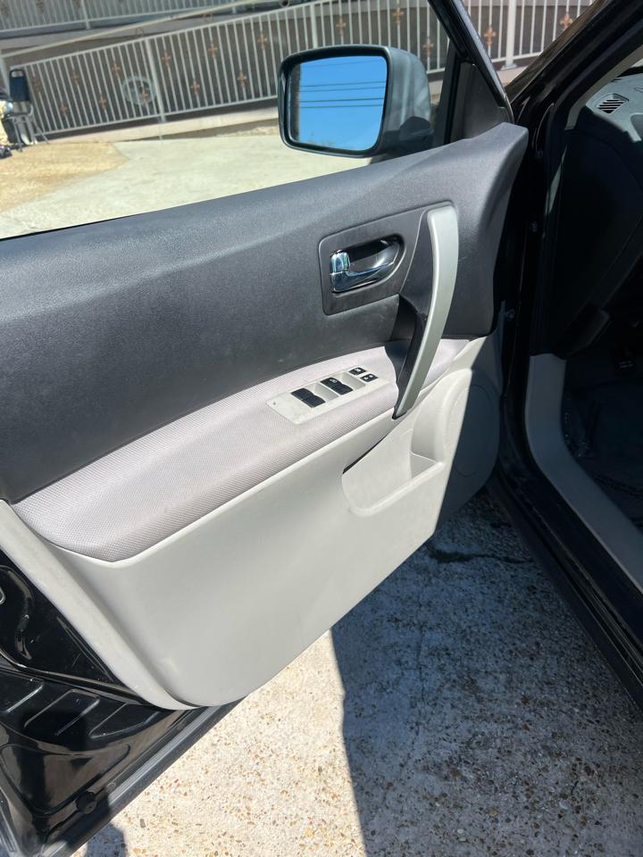 Nissan Rogue S AWD 2012