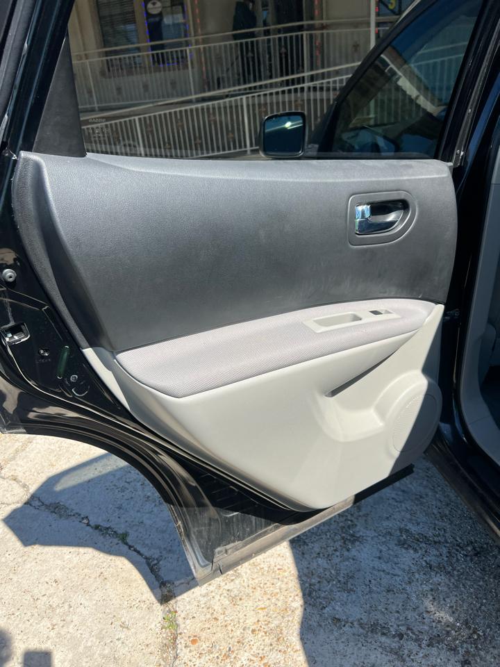 Nissan Rogue S AWD 2012