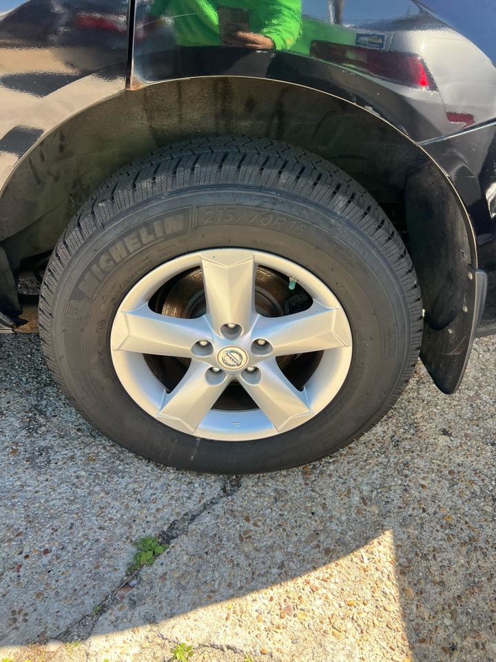 Nissan Rogue S AWD 2012