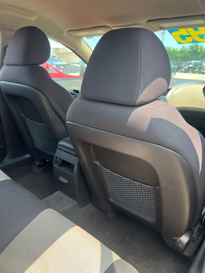 Chevrolet Malibu LS 2011