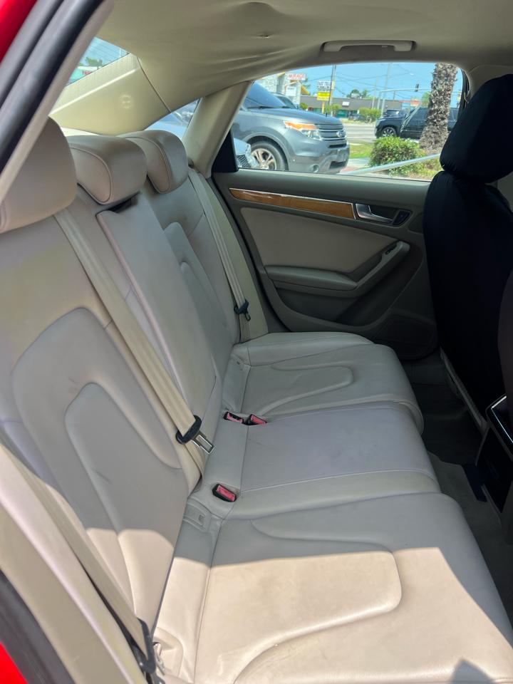 Audi A4 2.0T Sedan quattro Tiptronic 2010