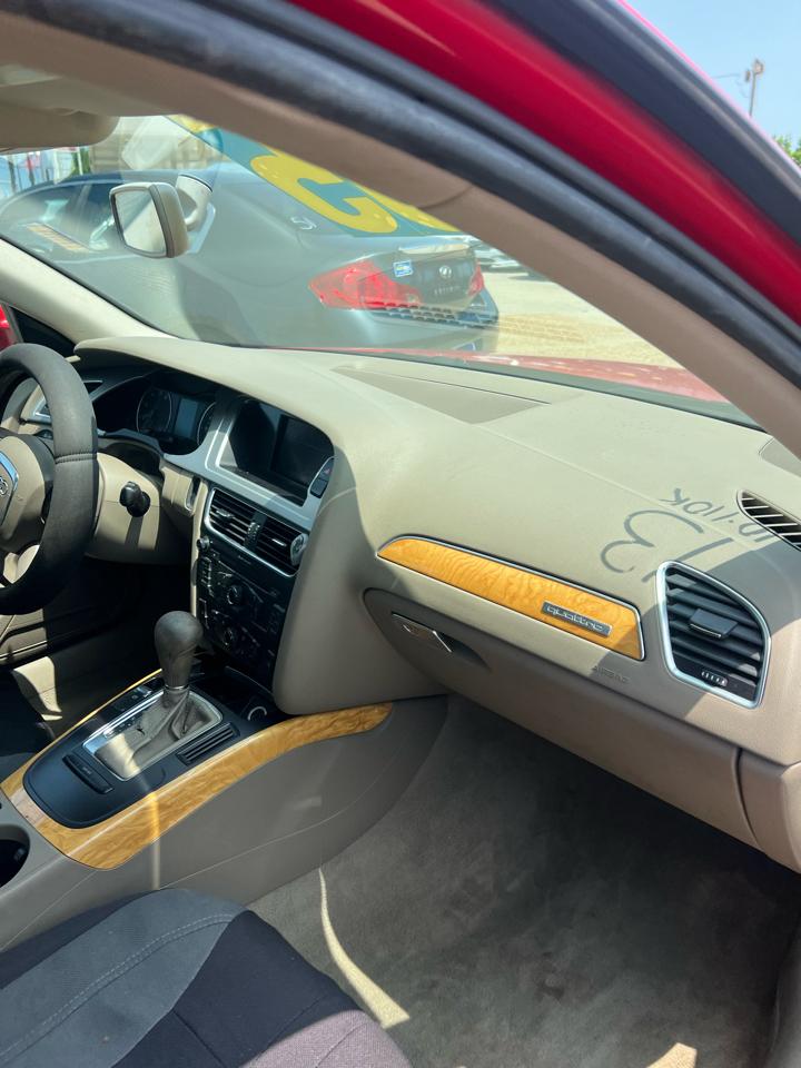 Audi A4 2.0T Sedan quattro Tiptronic 2010