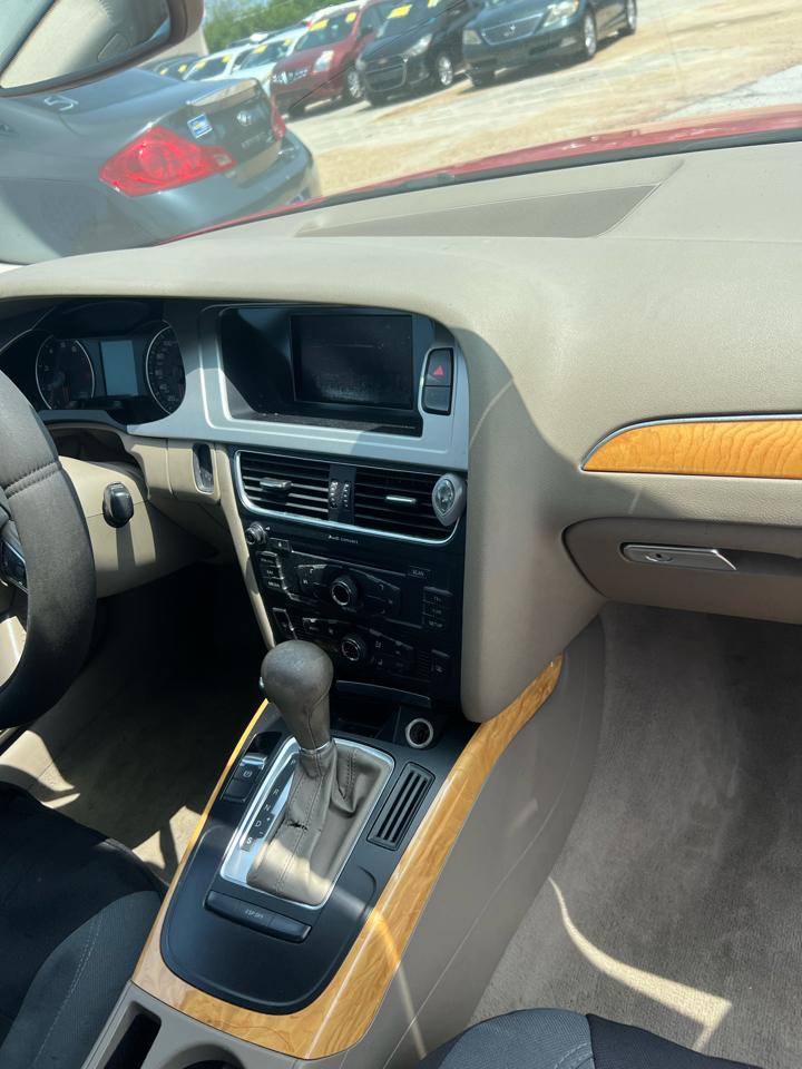 Audi A4 2.0T Sedan quattro Tiptronic 2010