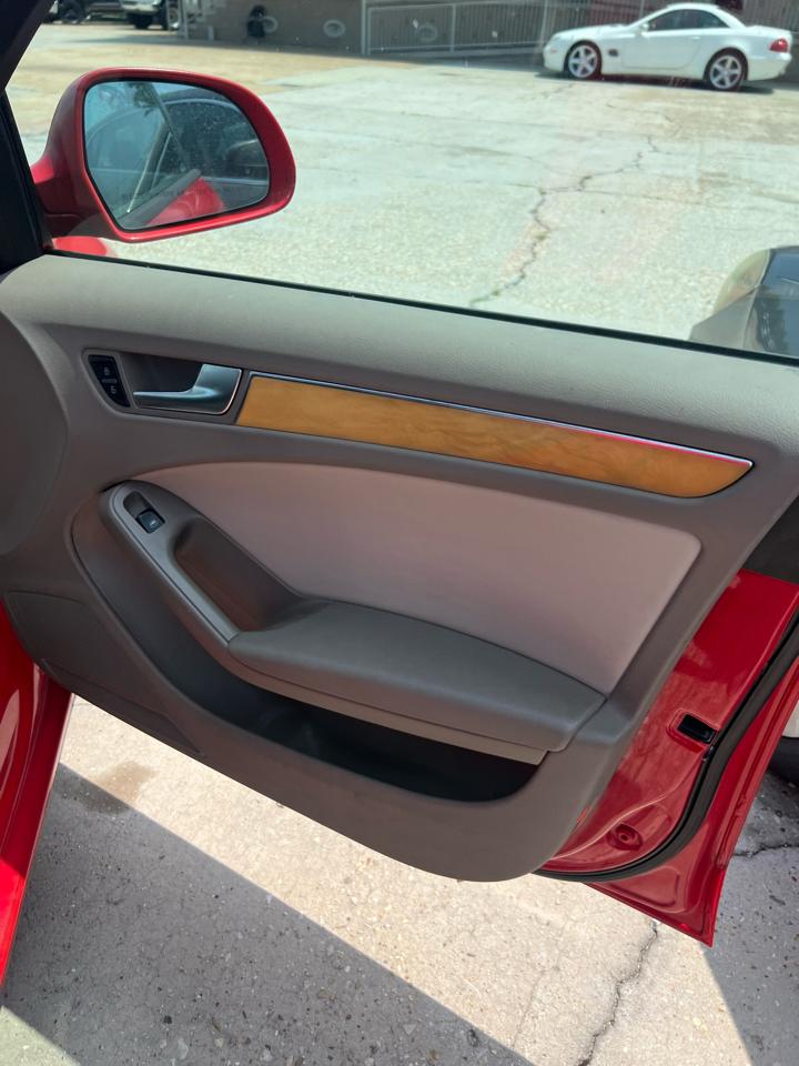 Audi A4 2.0T Sedan quattro Tiptronic 2010