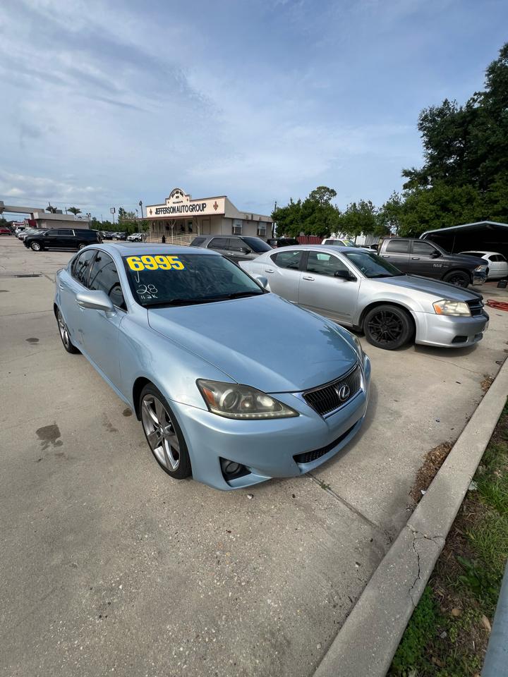 Lexus IS 250 RWD 2011