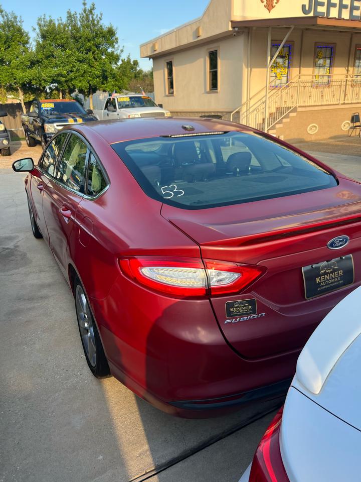 Ford Fusion SE 2016
