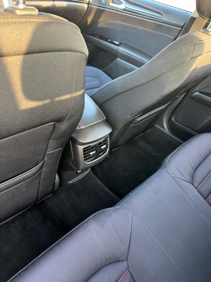 Ford Fusion SE 2016
