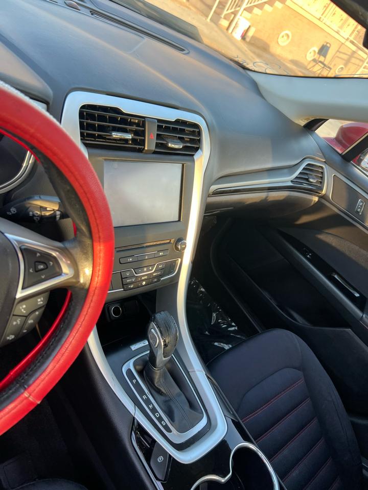 Ford Fusion SE 2016