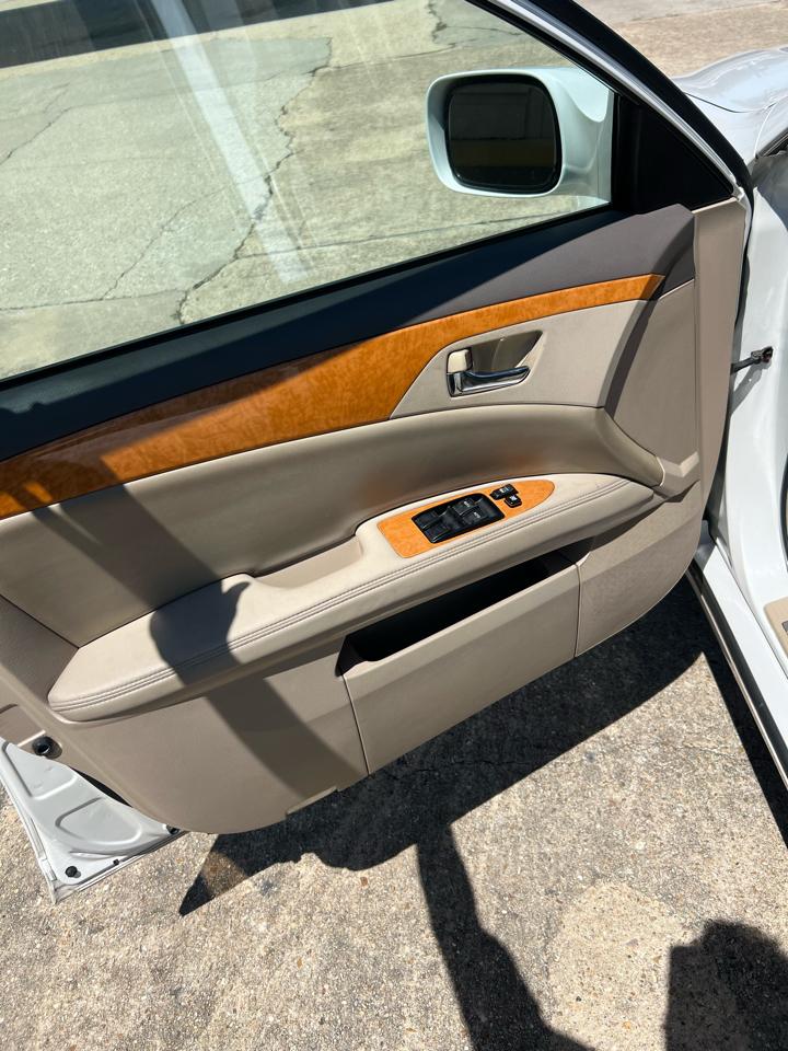 Toyota Avalon XL 2005