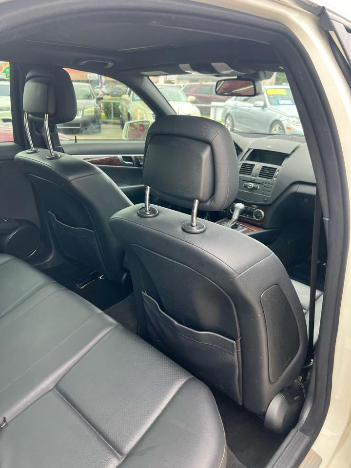 Mercedes-Benz C-Class C300 4MATIC Sport Sedan 2010