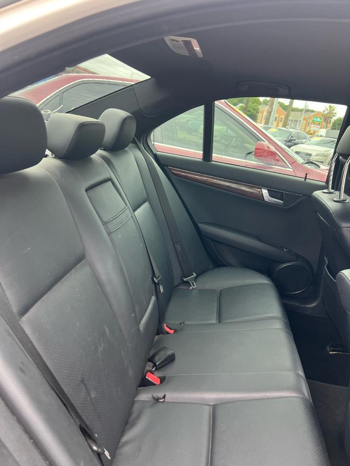 Mercedes-Benz C-Class C300 4MATIC Sport Sedan 2010