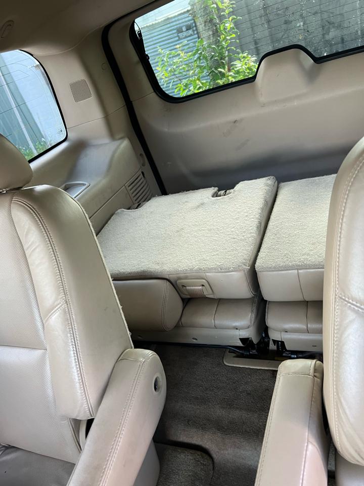 Cadillac Escalade 2WD Premium 2010