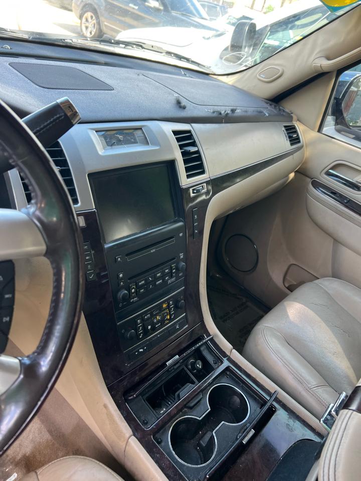 Cadillac Escalade 2WD Premium 2010