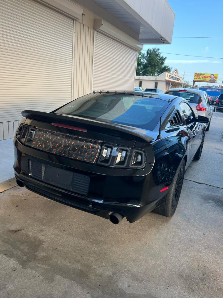 Ford Mustang V6 Coupe 2013