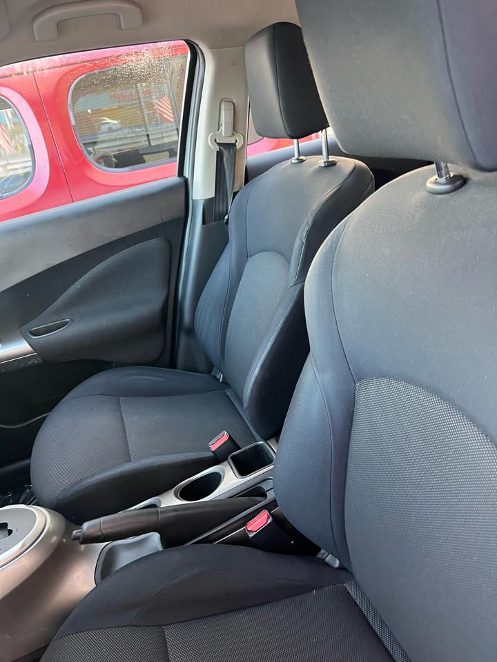 Nissan Juke S AWD 2013