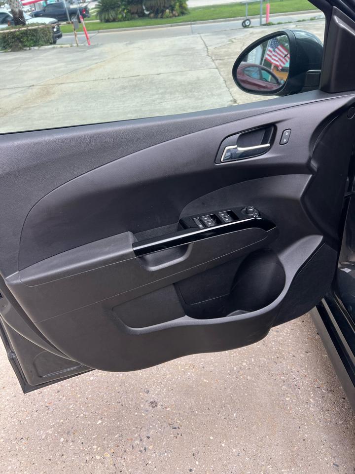 Chevrolet Sonic LT Auto Sedan 2020