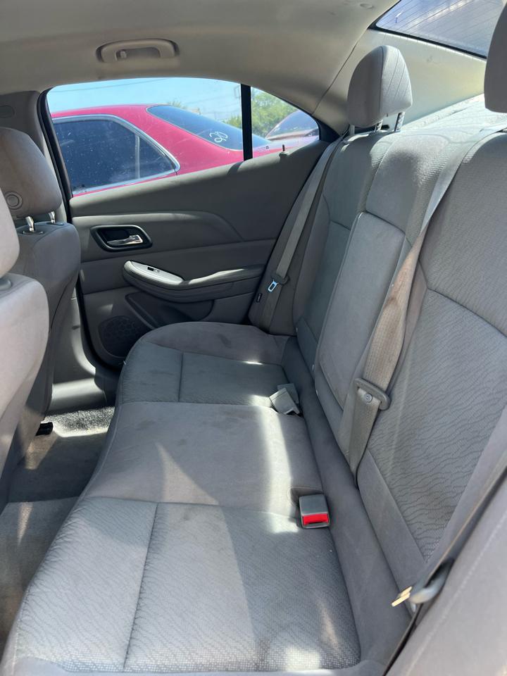 Chevrolet Malibu LS 2013