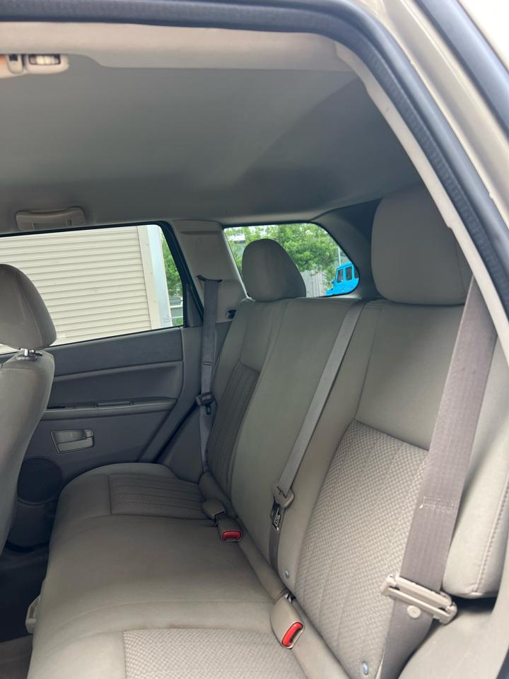 Jeep Grand Cherokee Laredo 2WD 2006
