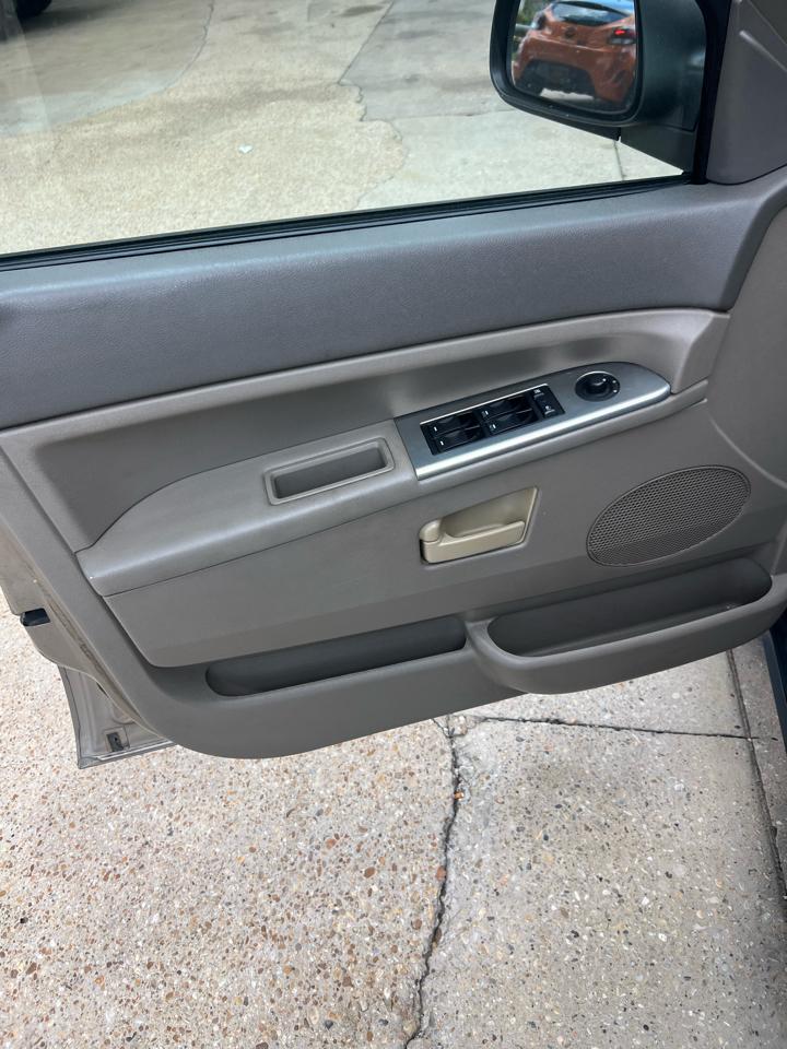 Jeep Grand Cherokee Laredo 2WD 2006