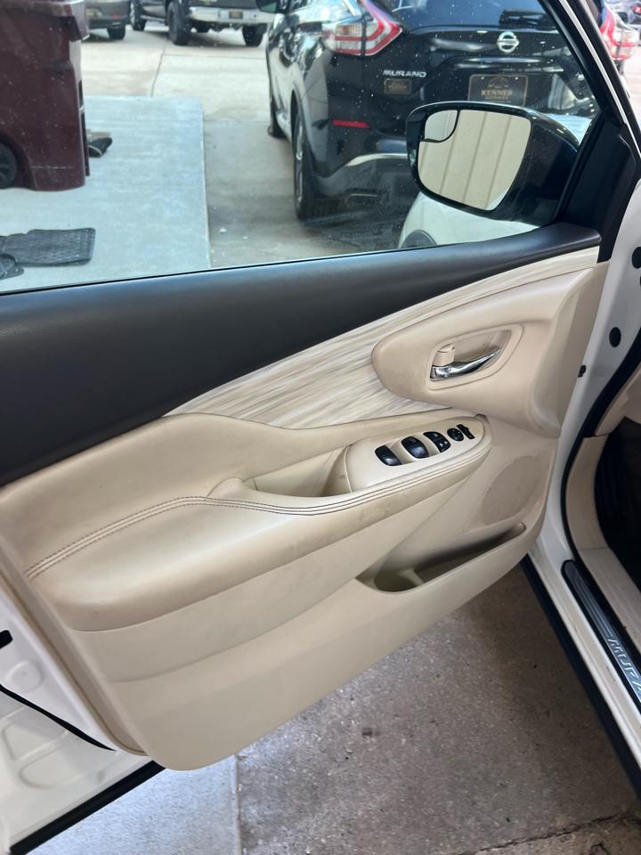 Nissan Murano SV AWD 2015