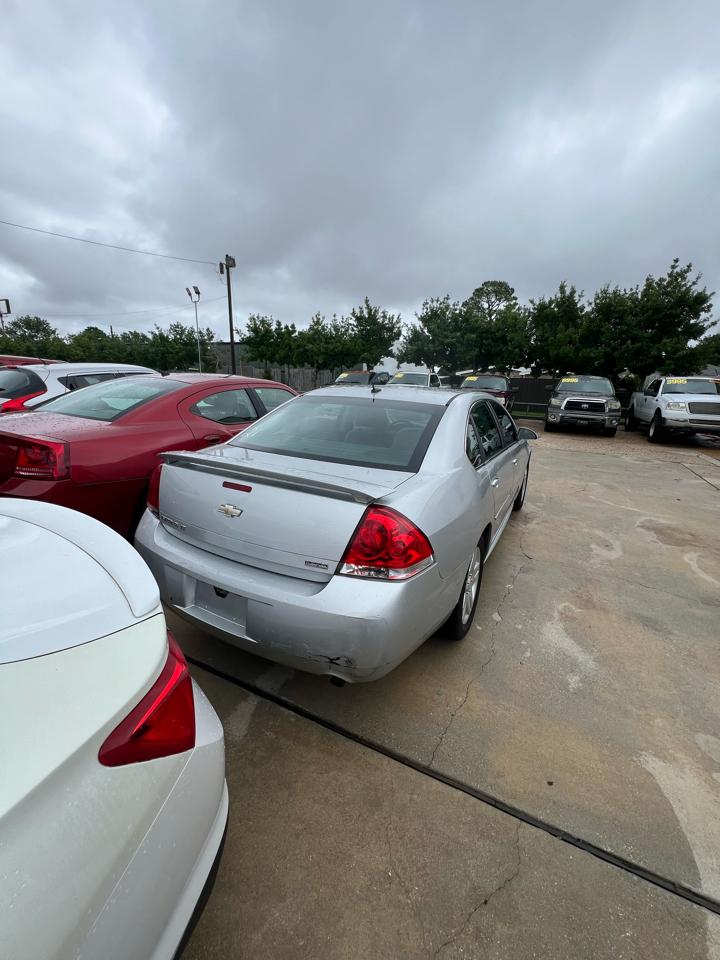 Chevrolet Impala LT (Fleet) 2012