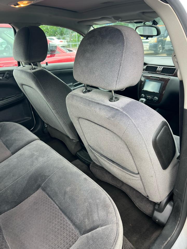 Chevrolet Impala LT (Fleet) 2012