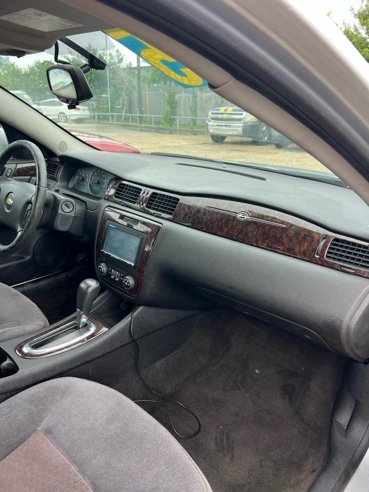 Chevrolet Impala LT (Fleet) 2012