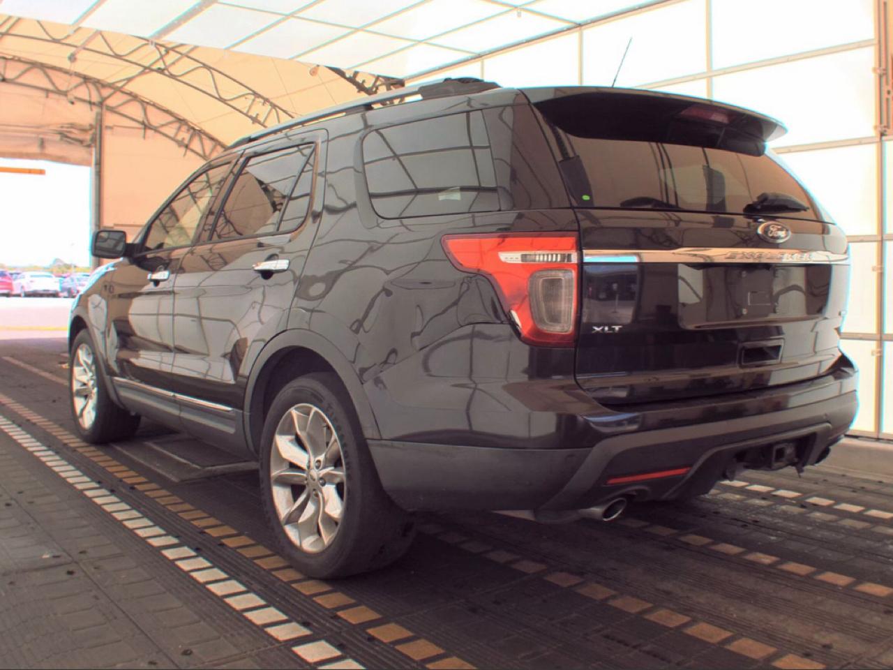 Ford Explorer XLT 4WD 2013