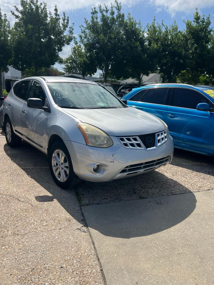 Nissan Rogue S FWD Krom Edition 2012