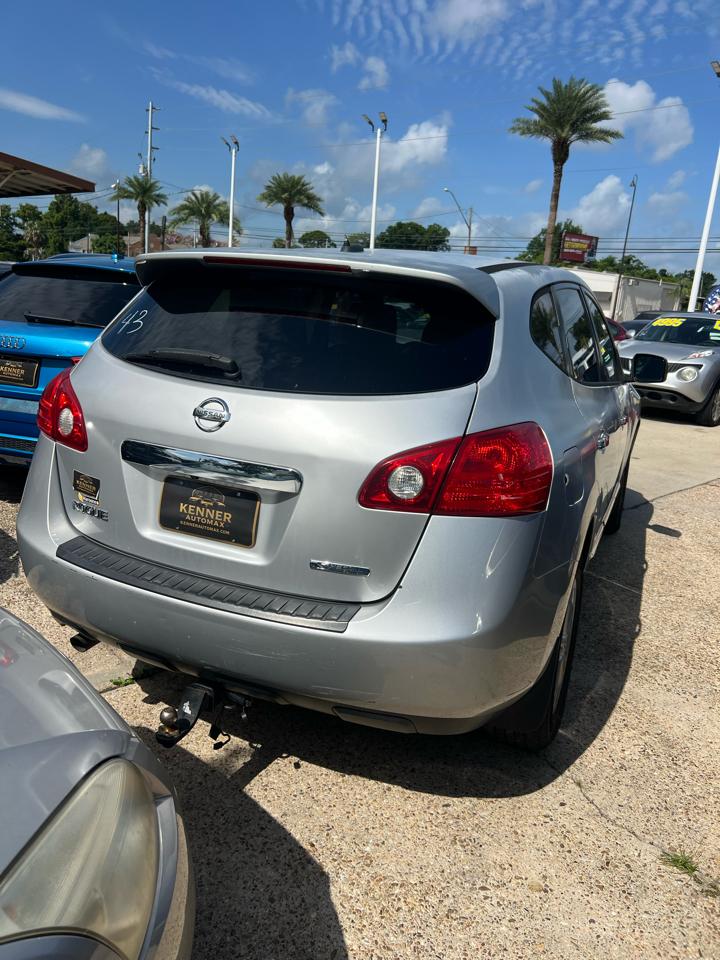 Nissan Rogue S FWD Krom Edition 2012