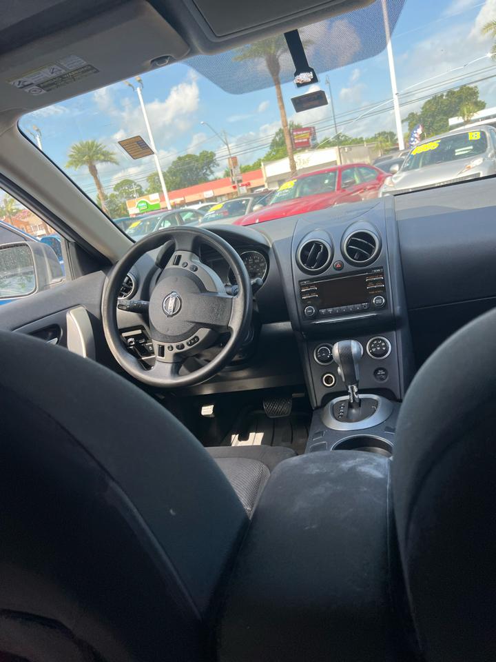 Nissan Rogue S FWD Krom Edition 2012