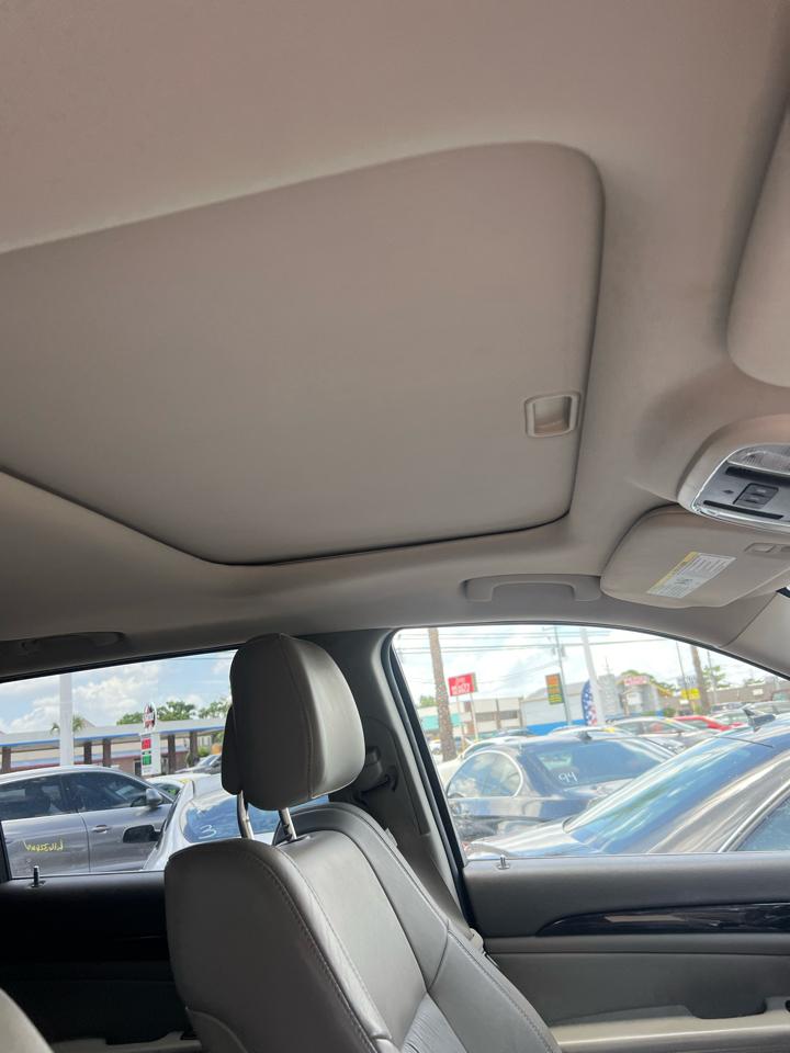 Jeep Grand Cherokee Laredo 4WD 2012