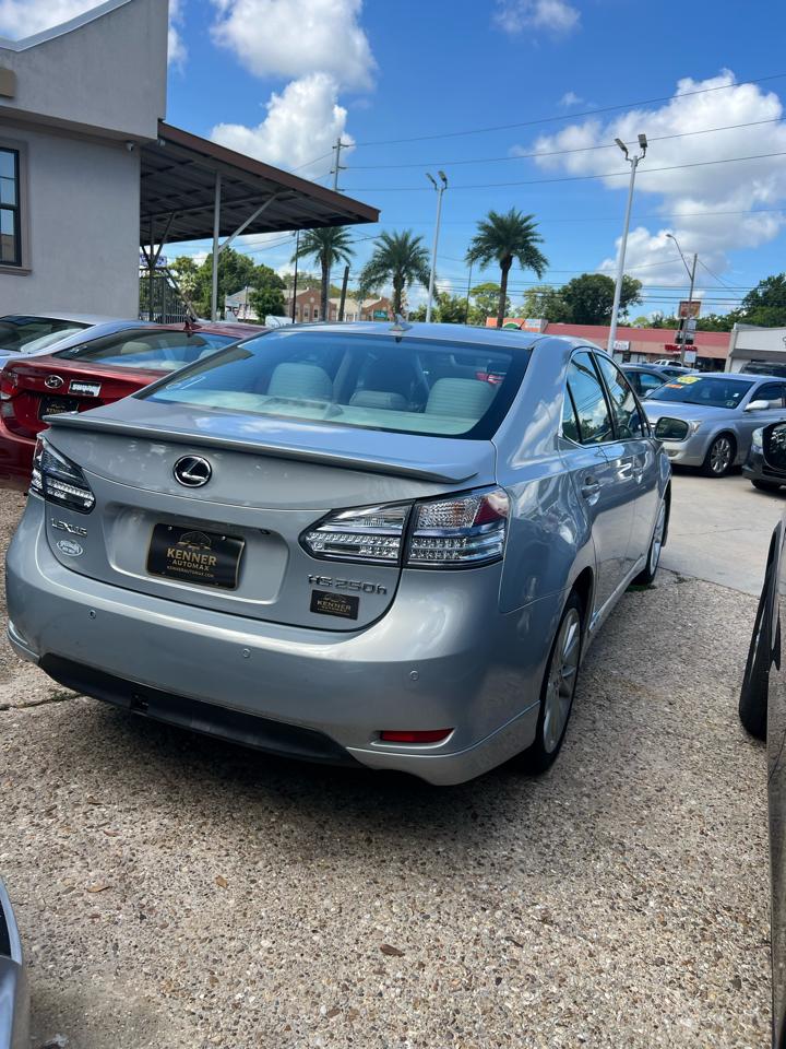 Lexus HS 250h Sedan 2010