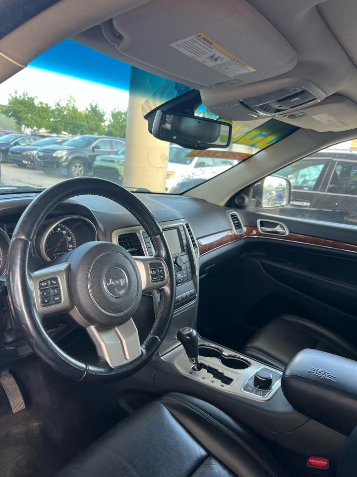 Jeep Grand Cherokee Limited 4WD 2011