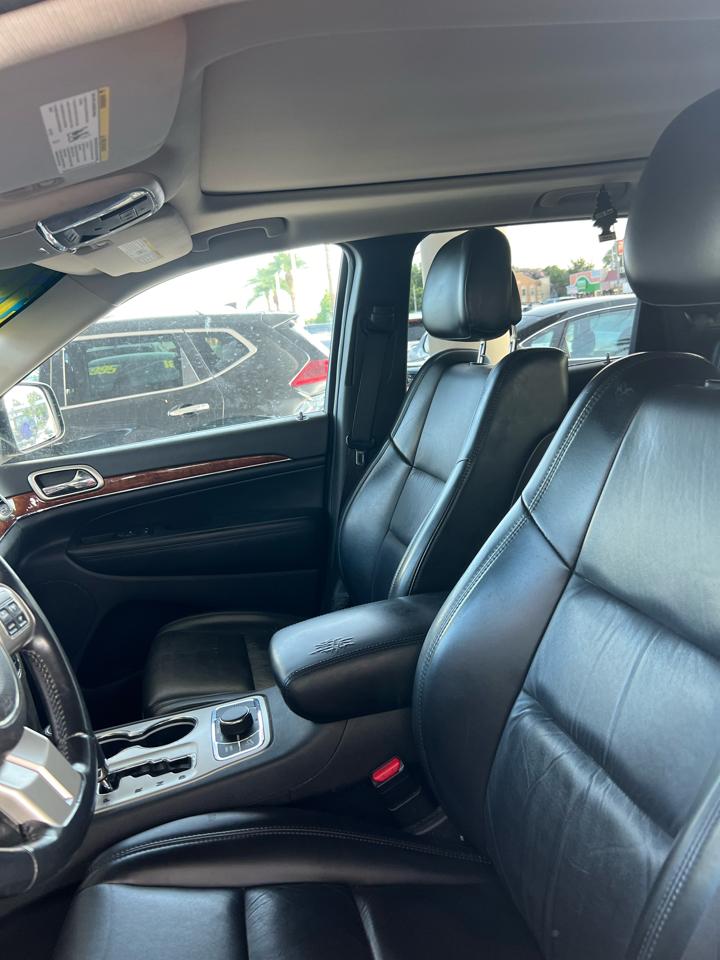 Jeep Grand Cherokee Limited 4WD 2011