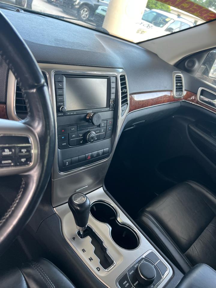 Jeep Grand Cherokee Limited 4WD 2011