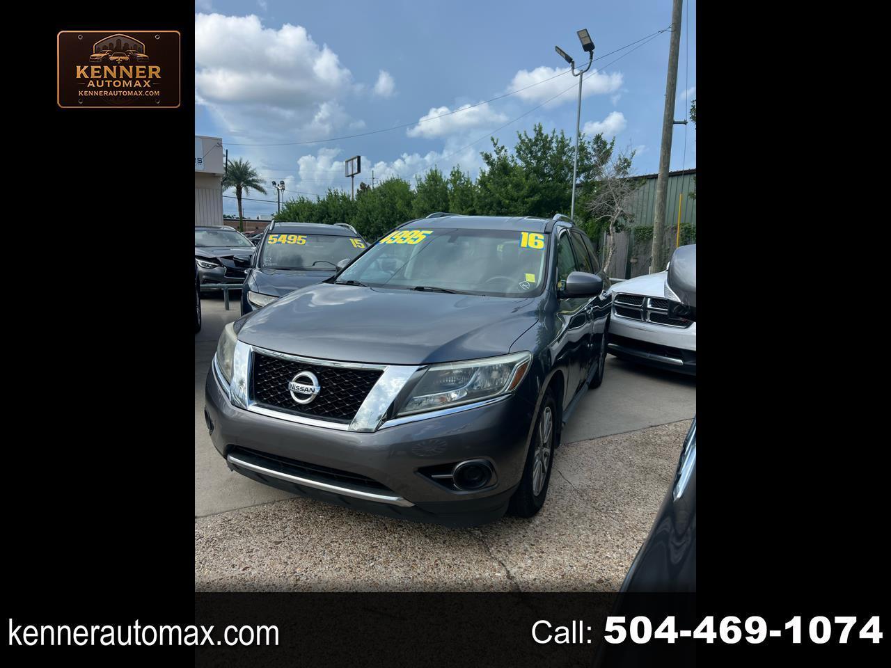  2016 Nissan Pathfinder S   